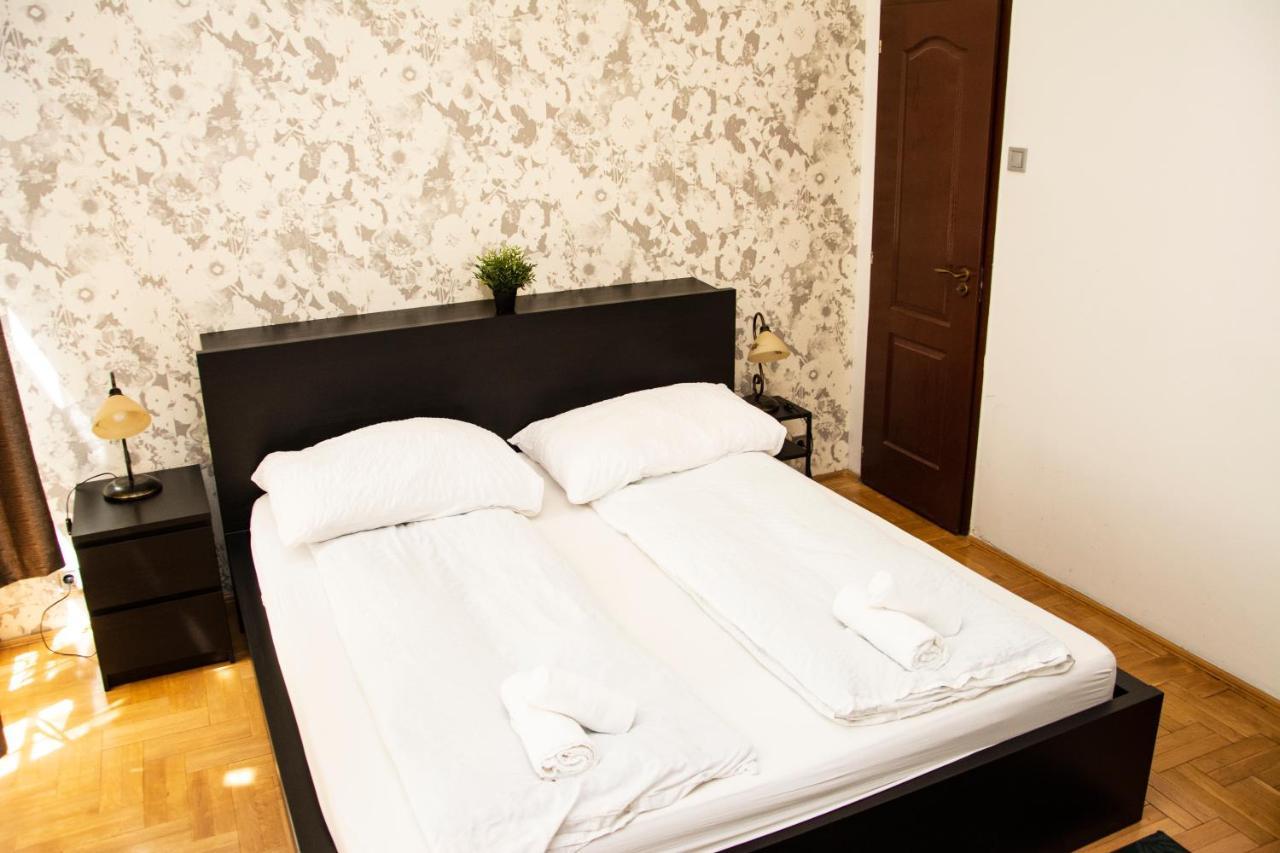 Andrassy Room Budapest Exteriör bild